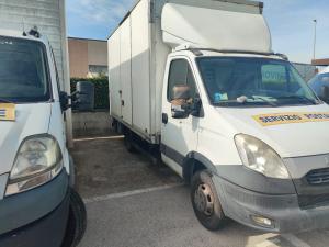 IVECO DAILY TG. ET...LV  CASSONATO CON SPONDA CARICATRICE (Liquidazione Privata)